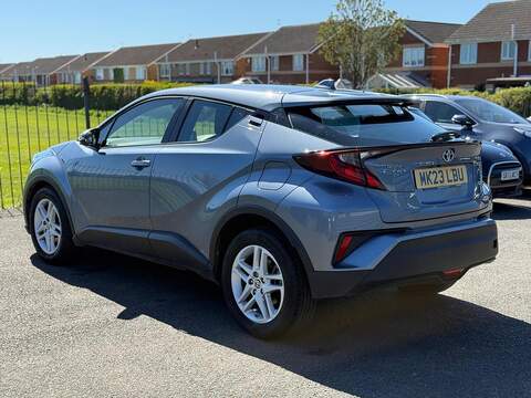 Toyota C-HR 1.8 VVT-h Icon CVT Euro 6 (s/s) 5dr - U80298