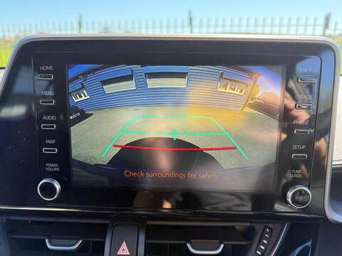 Toyota C-HR 1.8 VVT-h Icon CVT Euro 6 (s/s) 5dr - U80298