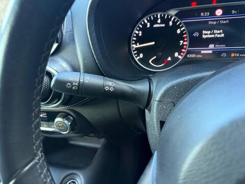 Nissan Juke 1.0 DIG-T N-Connecta Euro 6 (s/s) 5dr - U80301