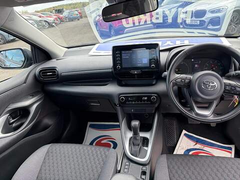 Toyota Yaris 1.5 VVT-h Icon E-CVT Euro 6 (s/s) 5dr - U80304