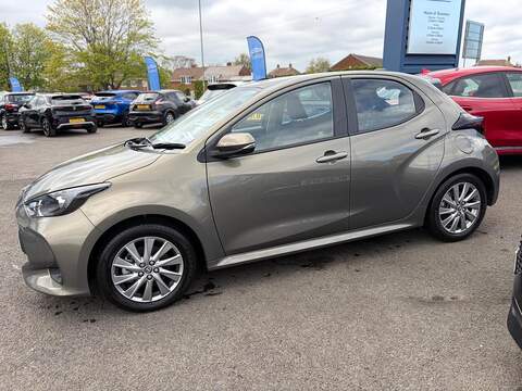 Toyota Yaris 1.5 VVT-h Icon E-CVT Euro 6 (s/s) 5dr - U80304
