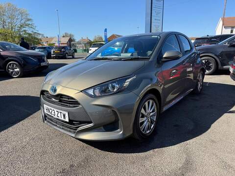 Toyota Yaris 1.5 VVT-h Icon E-CVT Euro 6 (s/s) 5dr - U80304
