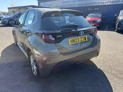 Toyota Yaris 1.5 VVT-h Icon E-CVT Euro 6 (s/s) 5dr - U80304