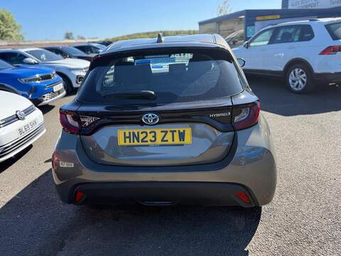 Toyota Yaris 1.5 VVT-h Icon E-CVT Euro 6 (s/s) 5dr - U80304