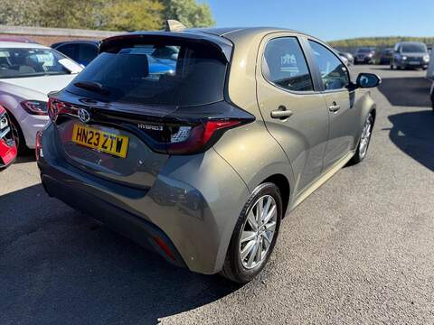 Toyota Yaris 1.5 VVT-h Icon E-CVT Euro 6 (s/s) 5dr - U80304