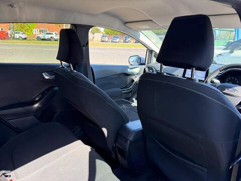 Ford Fiesta 1.0T EcoBoost MHEV Titanium Euro 6 (s/s) 5dr - U80306