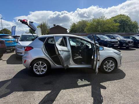 Ford Fiesta 1.0T EcoBoost MHEV Titanium Euro 6 (s/s) 5dr - U80306