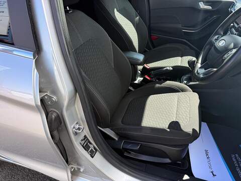 Ford Fiesta 1.0T EcoBoost MHEV Titanium Euro 6 (s/s) 5dr - U80306