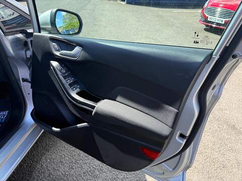 Ford Fiesta 1.0T EcoBoost MHEV Titanium Euro 6 (s/s) 5dr - U80306