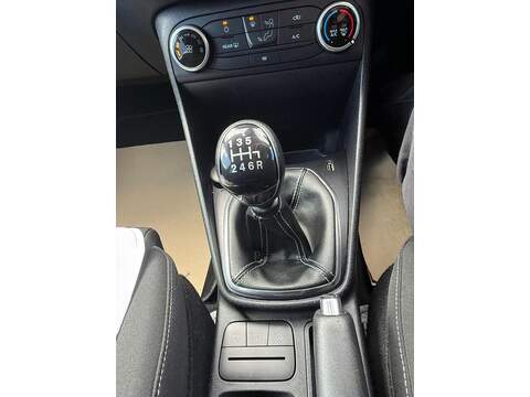 Ford Fiesta 1.0T EcoBoost MHEV Titanium Euro 6 (s/s) 5dr - U80306
