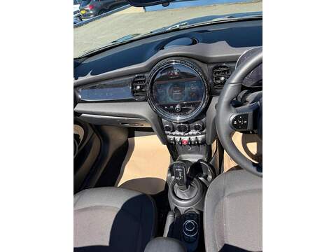 MINI Convertible 1.5 Cooper Classic Steptronic Euro 6 (s/s) 2dr - U80307