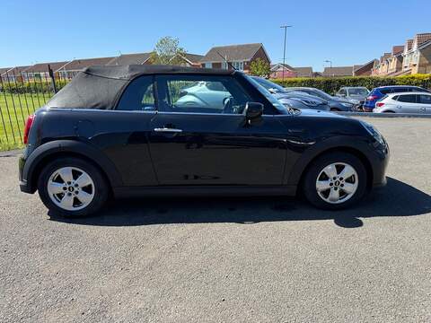 MINI Convertible 1.5 Cooper Classic Steptronic Euro 6 (s/s) 2dr - U80307