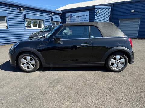 MINI Convertible 1.5 Cooper Classic Steptronic Euro 6 (s/s) 2dr - U80307
