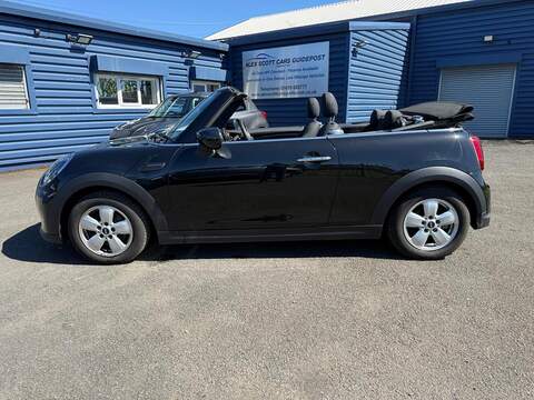 MINI Convertible 1.5 Cooper Classic Steptronic Euro 6 (s/s) 2dr - U80307