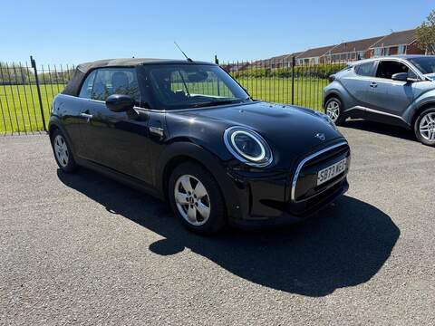 MINI Convertible 1.5 Cooper Classic Steptronic Euro 6 (s/s) 2dr - U80307
