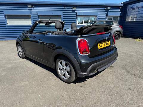 MINI Convertible 1.5 Cooper Classic Steptronic Euro 6 (s/s) 2dr - U80307