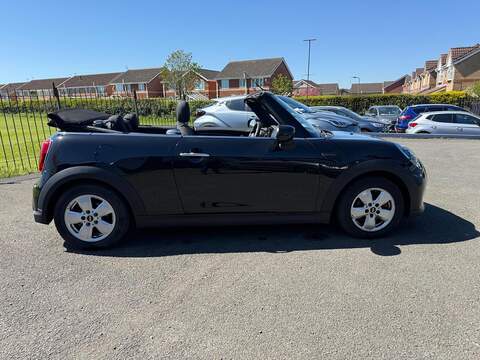 MINI Convertible 1.5 Cooper Classic Steptronic Euro 6 (s/s) 2dr - U80307