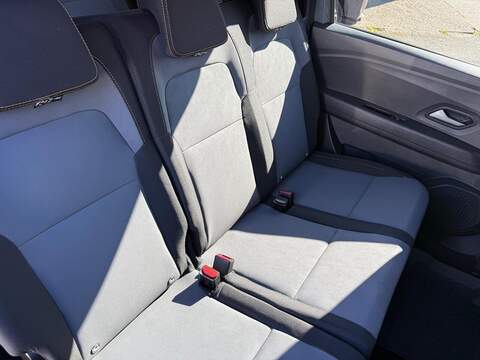 Dacia Jogger 1.0 TCe EXTREME Euro 6 (s/s) 5dr - U80309