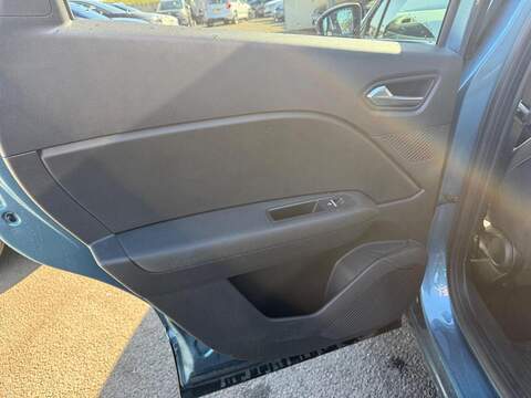 Renault Symbioz 1.8 E-TECH techno Auto Euro 6 (s/s) 5dr - U80310