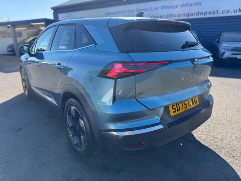 Renault Symbioz 1.8 E-TECH techno Auto Euro 6 (s/s) 5dr - U80310