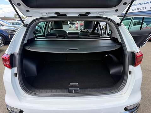 Kia Sportage 1.6 T-GDi 4 SUV 5dr Petrol Manual Euro 6 (s/s) (174 bhp) - U80313