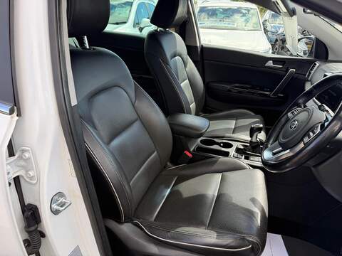 Kia Sportage 1.6 T-GDi 4 SUV 5dr Petrol Manual Euro 6 (s/s) (174 bhp) - U80313