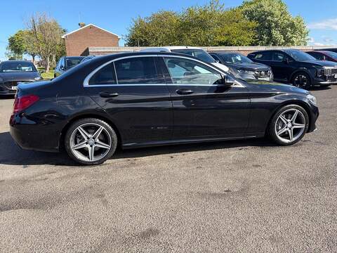 Mercedes-Benz C Class 2.1 C220d AMG Line Saloon 4dr Diesel G-Tronic+ Euro 6 (s/s) (170 ps) - U80319
