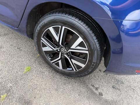 Volkswagen Touran 1.5 TSI EVO SEL MPV 5dr Petrol DSG Euro 6 (s/s) (150 ps) - U80320