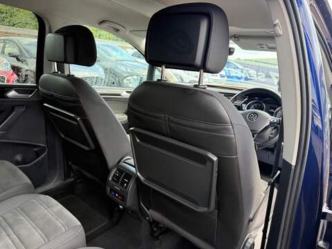 Volkswagen Touran 1.5 TSI EVO SEL MPV 5dr Petrol DSG Euro 6 (s/s) (150 ps) - U80320