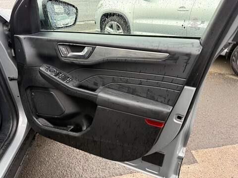 Ford Kuga 2.0 EcoBlue Titanium SUV 5dr Diesel Auto AWD Euro 6 (s/s) (190 ps) - U80321