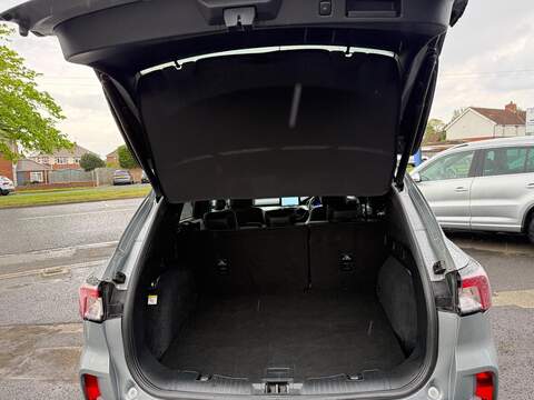 Ford Kuga 2.0 EcoBlue Titanium SUV 5dr Diesel Auto AWD Euro 6 (s/s) (190 ps) - U80321