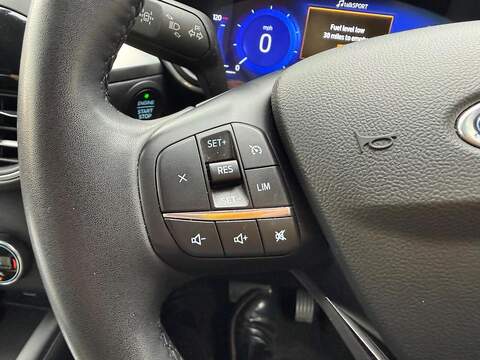 Ford Kuga 2.0 EcoBlue Titanium SUV 5dr Diesel Auto AWD Euro 6 (s/s) (190 ps) - U80321