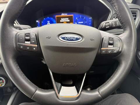 Ford Kuga 2.0 EcoBlue Titanium SUV 5dr Diesel Auto AWD Euro 6 (s/s) (190 ps) - U80321