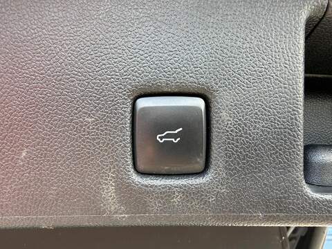 Ford Kuga 2.5h Duratec ST-Line X Edition CVT Euro 6 (s/s) 5dr - U80329
