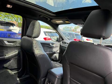 Ford Kuga 2.5h Duratec ST-Line X Edition CVT Euro 6 (s/s) 5dr - U80329