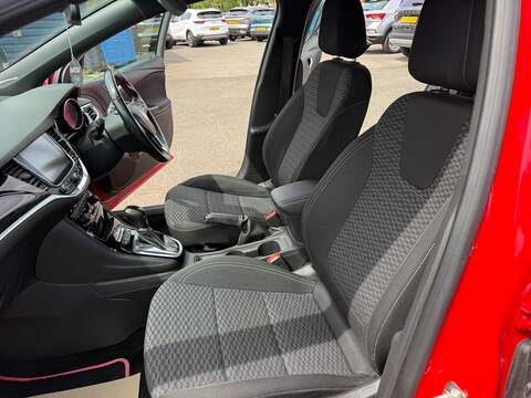 Vauxhall Astra 1.4i Turbo SRi Nav Auto Euro 6 (s/s) 5dr - U80330