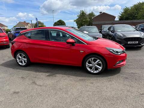 Vauxhall Astra 1.4i Turbo SRi Nav Auto Euro 6 (s/s) 5dr - U80330