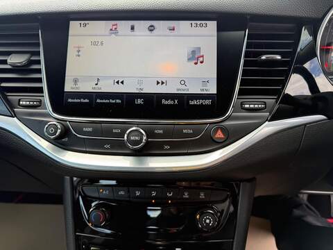 Vauxhall Astra 1.4i Turbo SRi Nav Auto Euro 6 (s/s) 5dr - U80330