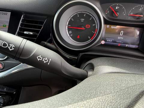 Vauxhall Astra 1.4i Turbo SRi Nav Auto Euro 6 (s/s) 5dr - U80330