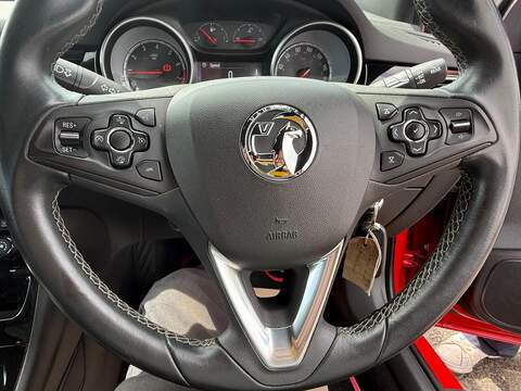 Vauxhall Astra 1.4i Turbo SRi Nav Auto Euro 6 (s/s) 5dr - U80330