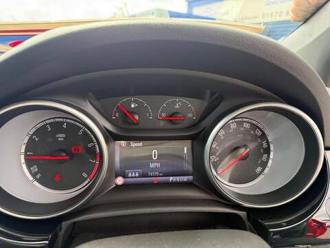 Vauxhall Astra 1.4i Turbo SRi Nav Auto Euro 6 (s/s) 5dr - U80330