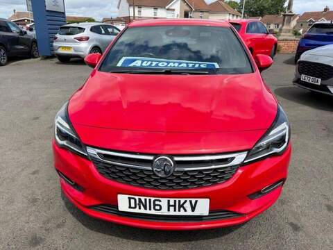 Vauxhall Astra 1.4i Turbo SRi Nav Auto Euro 6 (s/s) 5dr - U80330
