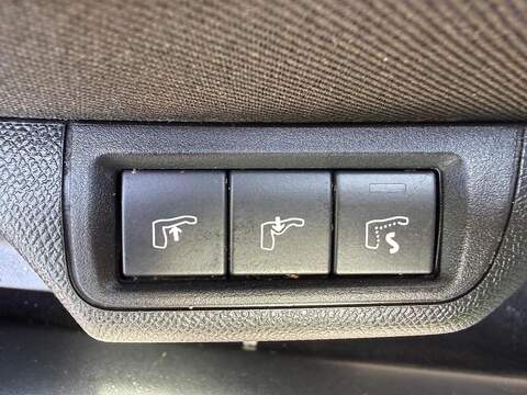 Vauxhall Mokka 1.2 Turbo Ultimate Auto Euro 6 (s/s) 5dr - U80333