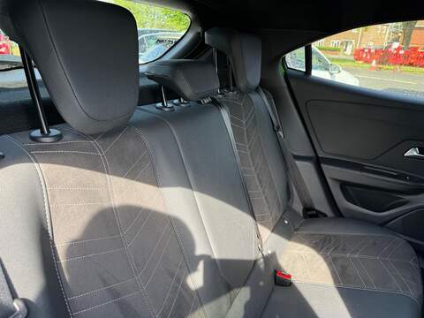 Vauxhall Mokka 1.2 Turbo Ultimate Auto Euro 6 (s/s) 5dr - U80333