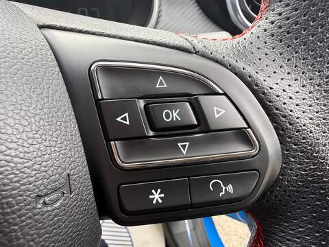 MG MG ZS 1.5 VTi-TECH Exclusive Euro 6 (s/s) 5dr - U80344