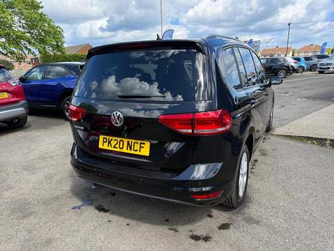 Volkswagen Touran 2.0 TDI SE Family DSG Euro 6 (s/s) 5dr - U80345