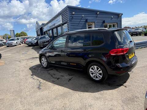 Volkswagen Touran 2.0 TDI SE Family DSG Euro 6 (s/s) 5dr - U80345