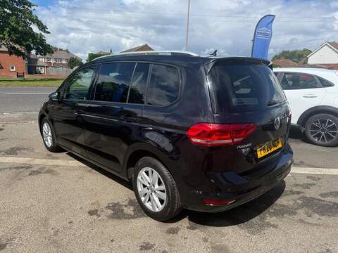 Volkswagen Touran 2.0 TDI SE Family DSG Euro 6 (s/s) 5dr - U80345