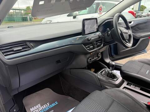 Ford Focus 1.0T EcoBoost MHEV Active X Edition Hatchback 5dr Petrol Manual Euro 6 (s/s) (125 ps) - U80351