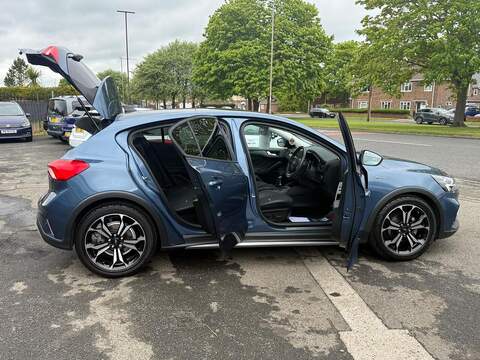 Ford Focus 1.0T EcoBoost MHEV Active X Edition Hatchback 5dr Petrol Manual Euro 6 (s/s) (125 ps) - U80351